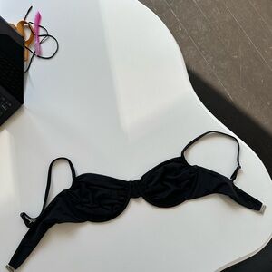 Isa Boulder ruched Bikini top XL